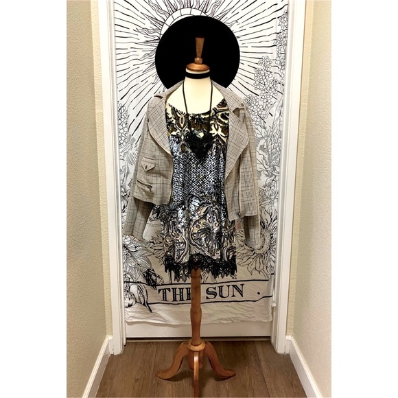 🌈 Gorgeous velvet lace boho top - Picture 9 of 11